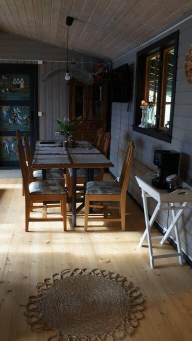 Bregnehytte Leikanger  Luaran gambar